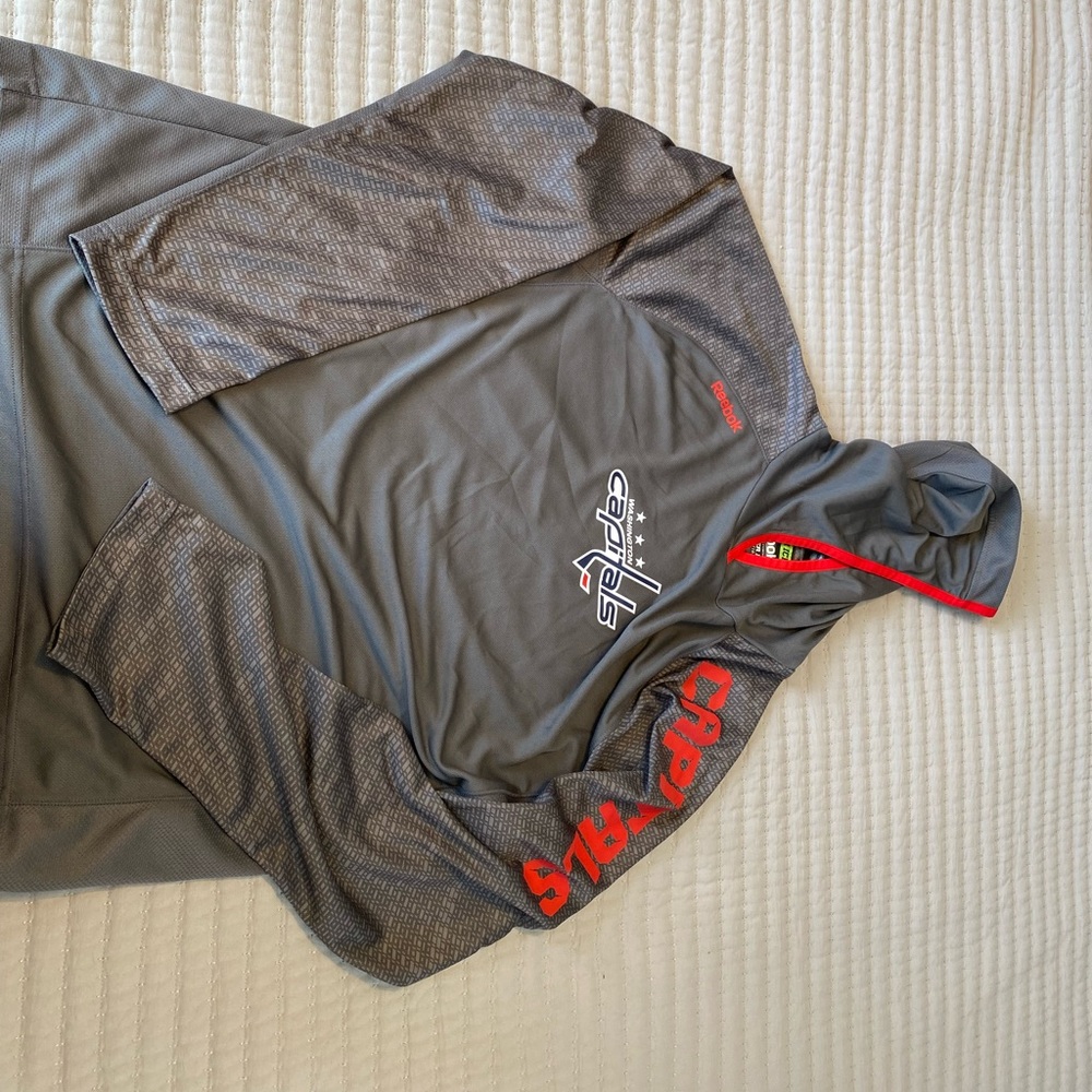 Washington capitals Center Ice Lightweight Hoodie
